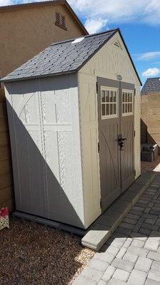 Plastic sheds build and installation!