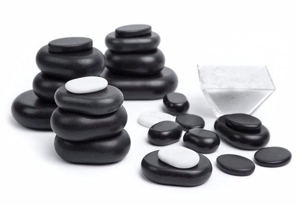 Add hot stones to your massage for a complete relaxation!