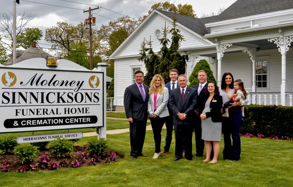 Moloney-Sinnicksons Moriches Funeral Home