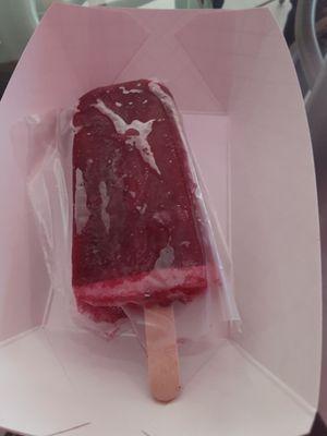 una paleta de jamaica