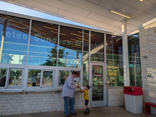 Andy's Frozen Custard