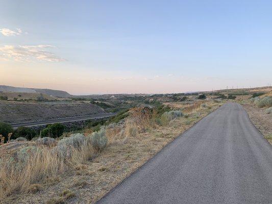 Jordan River Parkway - Springview Farms Trailhead