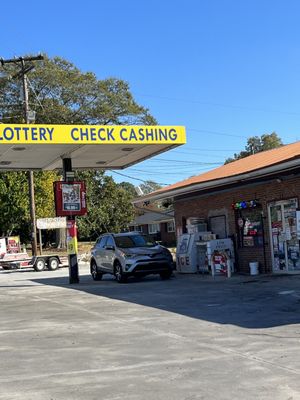 V Chesnee Food Mart