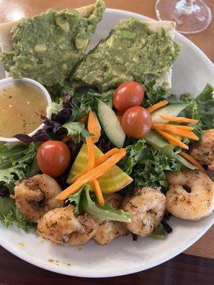 Arugula and Avocado Salad with Shrimp