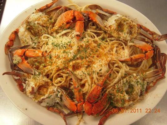 crabs and linguine