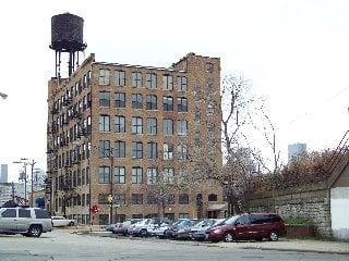 CHICAGO CHESTNUT LOFTS: Vacant space available