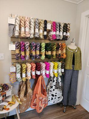 Strikke Yarn & Supply