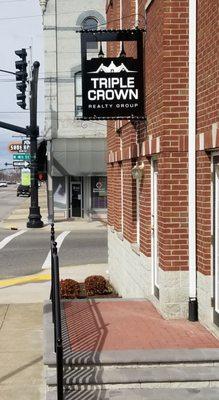 Entrance door view (corner of 4th & Frederica in downtown Owensboro, KY)