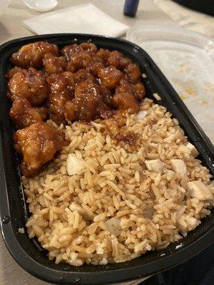 C18. Sesame Chicken Combo Platter