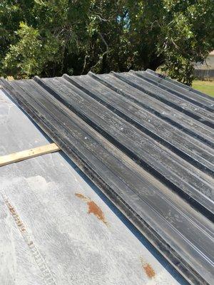 Installing metal roof