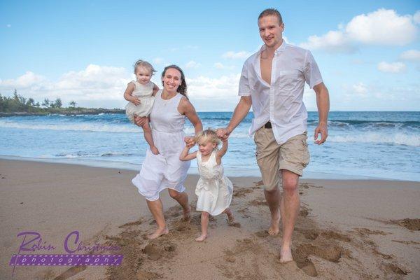 The Winters family enjoyed a morning family photo session at DT Flemings Beach in Kapalua on Maui last Thanksgiving.