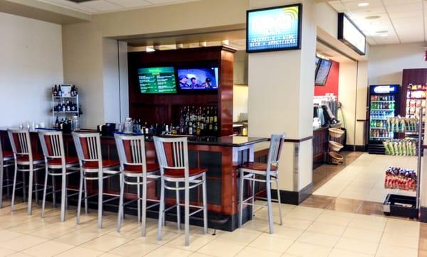 Radar Bar to watch your favorite sports while waiting for your fligh