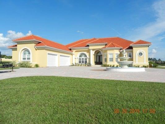 This 3,600sqft home was built for comfortable living and entertaining in mind; Spanish tile roof, double pane windows, oversi...