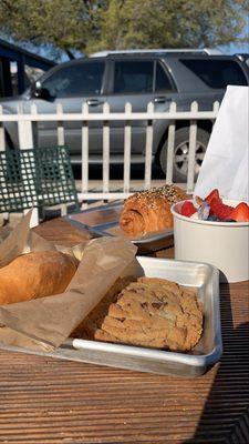 Jalapeño Sausage Kolache, chocolate chip cookie, Everything Salmon Croissant