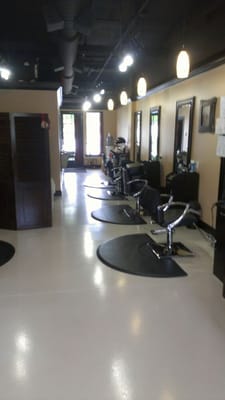 Extremely clean and up date with modern equipment.  This salon has nothing to hide excellance all the way!