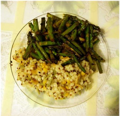 Fresh asparagus & mixed grains from Aldi's.  Yum!