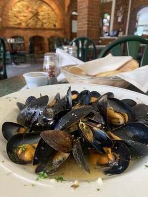 Mussels with white sauce