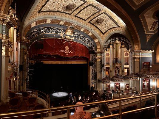 Waterbury Palace theater