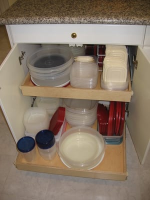 Take the step to organize your cabinets today. Phone Shelfmate at: 818-599-5280.