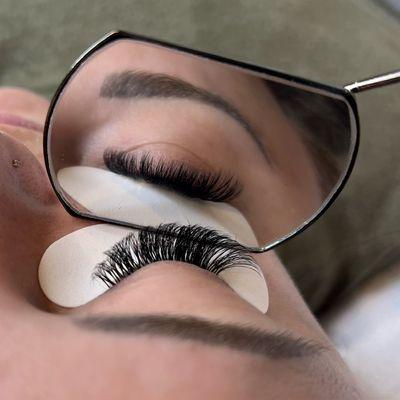 Volume lash extensions