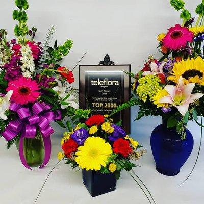 For outstanding contributions and for being one of the Top 2000 floral operations in the Teleflora network.