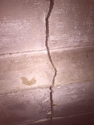 Crack in foundation on a East Orange inspection