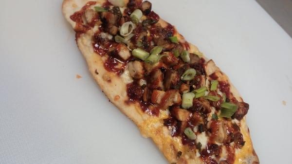 a recent special. the bbq chicken flat bread! yum!