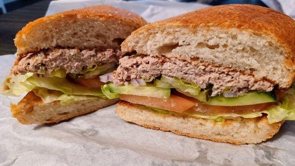 Tuna Sandwich on a soft roll.. Who likes Tuna Fish as much as I do?