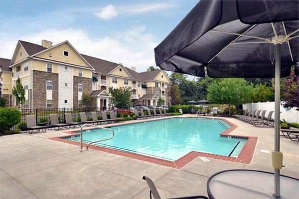 http://www.apartmentswestchesterpa.com/west-chester-pa-apartments.asp