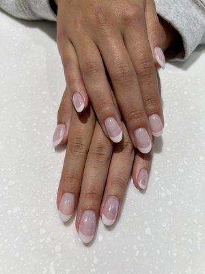 Powder manicure with French tip