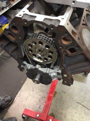 High volume SLP oil pump and double roller timing chain make this LS's performance solid.