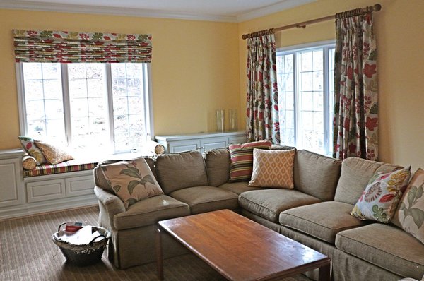 Spruce Hill Court Living Room