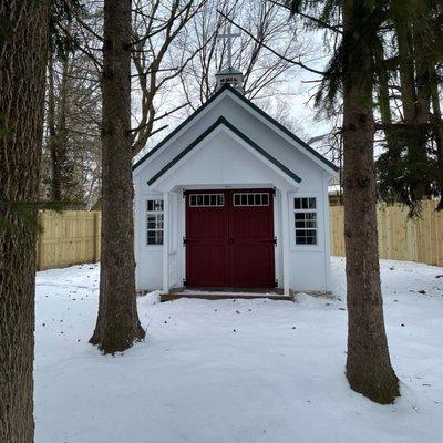 A perfectly, quaint wedding chapel