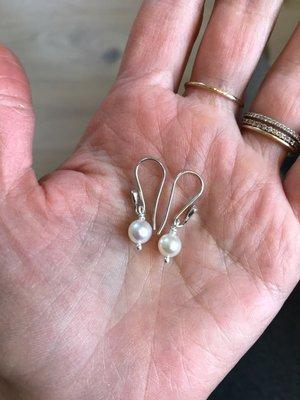 Custom made pearl earrings