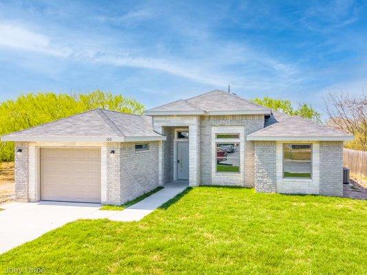 New Construction ! San Benito, Tx listing ! 160 Mimosa Cir