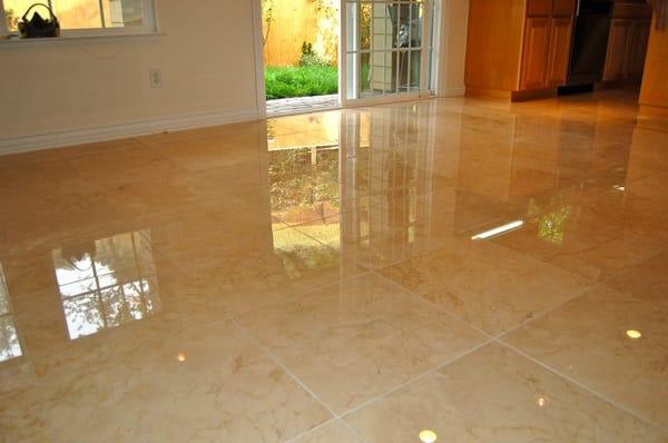 Marble Floor fully restored by diamond polishing