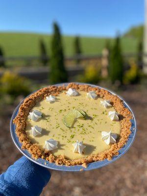 Delicious homemade key lime pie!!