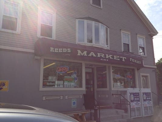 Reeds Ferry Market