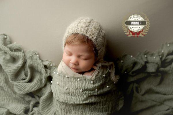 Northfield Newborn photographer, Amber Marie Photography, captures every detail of your sweet new baby.