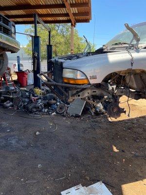 Bumper on salvage truck