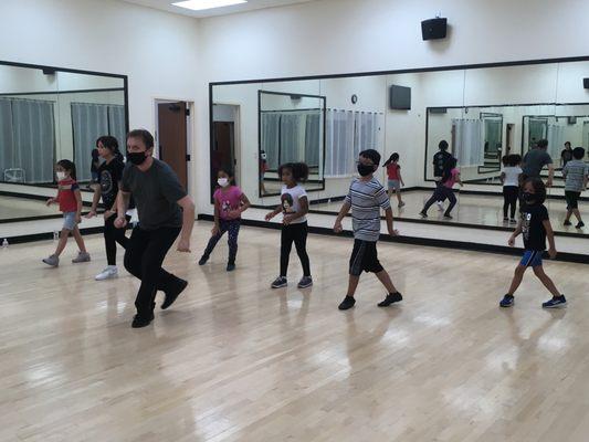 Kids hip hop dance class in Houston