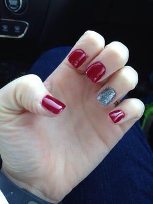 Holiday mani