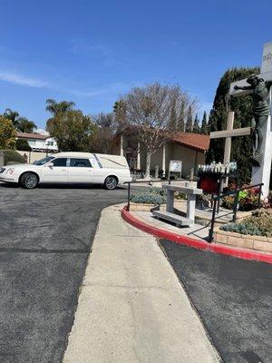 Catholic religious casket service then burial service at Pomona Cemetery