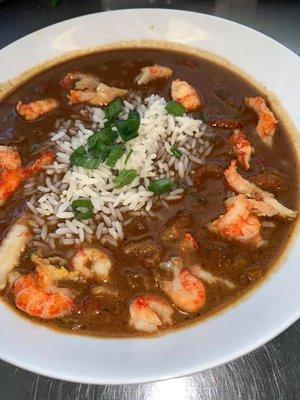 Crawfish and crab etouffee