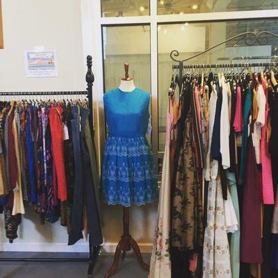 Women's clothing, vintage and vintage inspired.