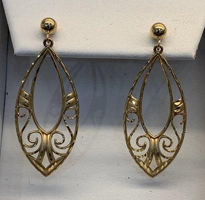 14 Kt Yellow Gold Earrings