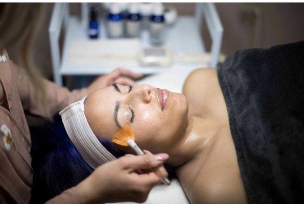 Relaxing Facial Treatment