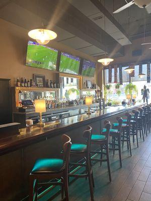 Gotta Love the Atmosphere..4 big screen TV's....Soccer Fans Oasis!