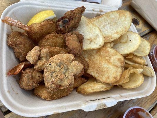 Number 10 with shrimp and oysters and homemade chips