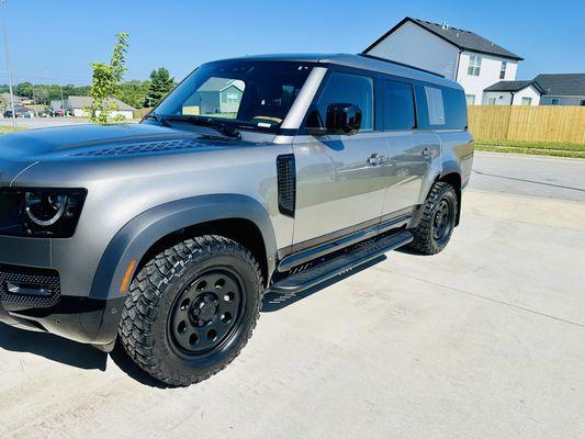 Land Rover - full detailing is done.